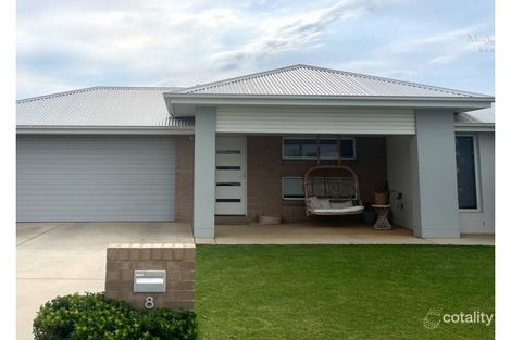 Property photo of 8 Jumbuck Drive Gobbagombalin NSW 2650