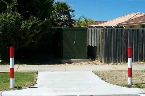 66f Coronata Dr, Warnbro, WA 6169