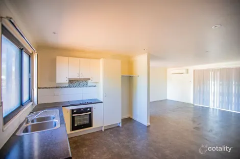Property photo of 3/2 Phalarope Way South Hedland WA 6722