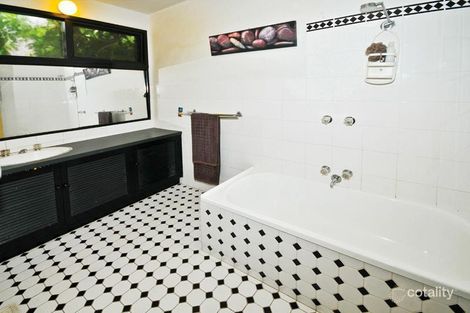Property photo of 17 Lotus Crescent Mulgrave VIC 3170