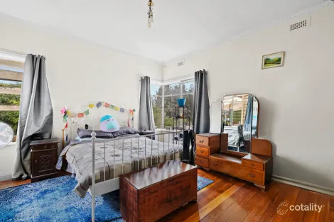 Property photo of 6 Eyre Street Burwood VIC 3125