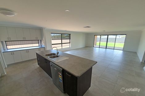 Property photo of 100 Read Street Howlong NSW 2643