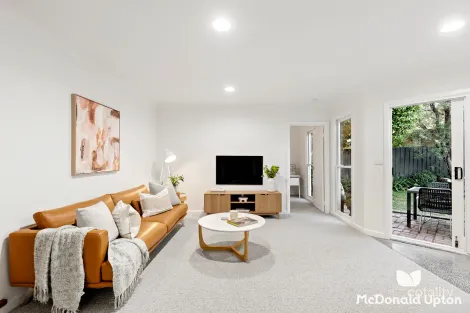 Property photo of 2 Filson Street Ascot Vale VIC 3032