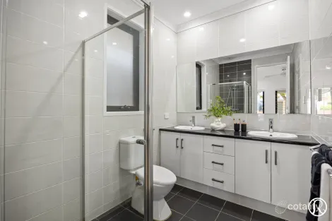 Property photo of 17 Broadstock Street Lightsview SA 5085