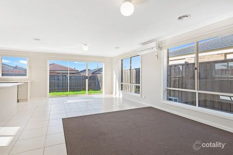 Property photo of 14 Maple Close Harkness VIC 3337