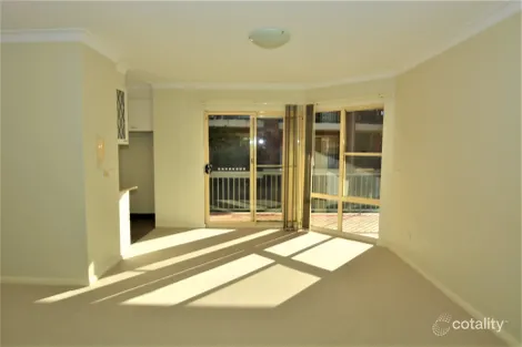 Property photo of 3/6-10 May Street Hornsby NSW 2077