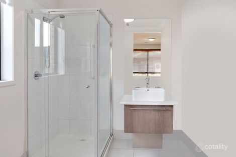 Property photo of 75 Kingston Drive Eaglehawk VIC 3556