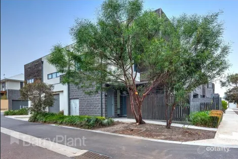5/11 Monckton Pl, Caroline Springs, VIC 3023