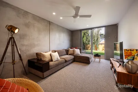 Property photo of 17 Boroondara Road Sorrento VIC 3943