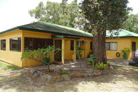 1 Myola Rd, Umina Beach, NSW 2257