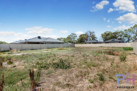 Property photo of 13 Strathmore Court Strathfieldsaye VIC 3551