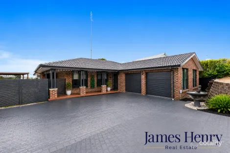 Property photo of 40 Baker Drive Tenambit NSW 2323