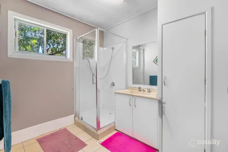 Property photo of 3 Paula Parade Lamb Island QLD 4184