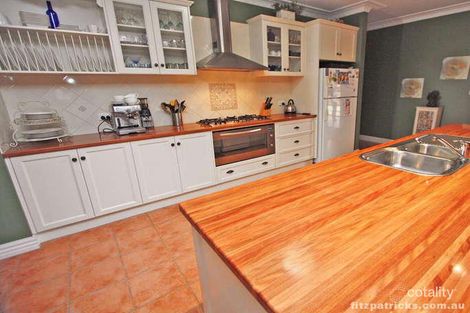 Property photo of 3 Barton Avenue Lloyd NSW 2650