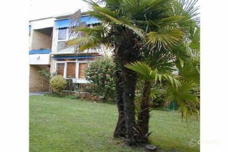 2/894 Burke Rd, Canterbury, VIC 3126