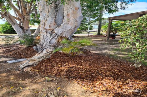 Property photo of 2 Sapphire Court Millbank QLD 4670