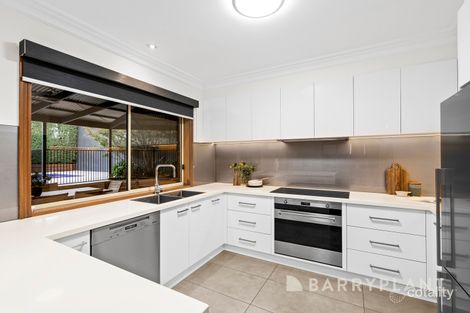 Property photo of 7 Carbine Place Bundoora VIC 3083