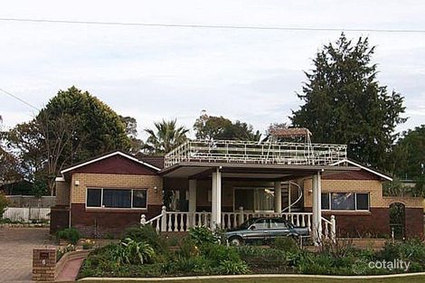 8 Redcliffe Rd, Greenfields, WA 6210