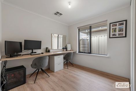 Property photo of 2/22 Sanctuary Court Morphett Vale SA 5162