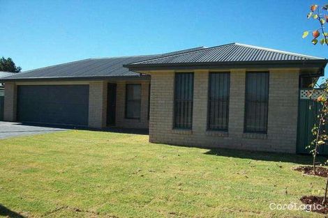 Property photo of 40 Dunheved Circle Dubbo NSW 2830