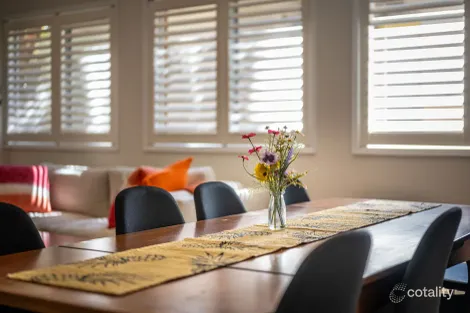 Property photo of 1 Lakeside Drive Macmasters Beach NSW 2251