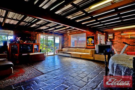 Property photo of 66 Greenmeadows Crescent Toongabbie NSW 2146