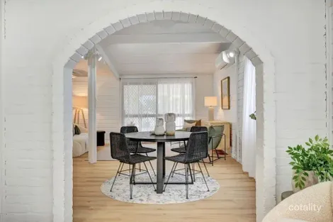 Property photo of 33 Wellesley Drive Thuringowa Central QLD 4817