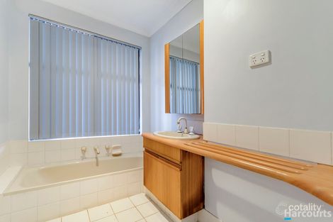 Property photo of 2 Venosa Court Heathridge WA 6027