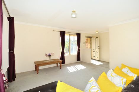 Property photo of 18 Clipperton Court Waikiki WA 6169