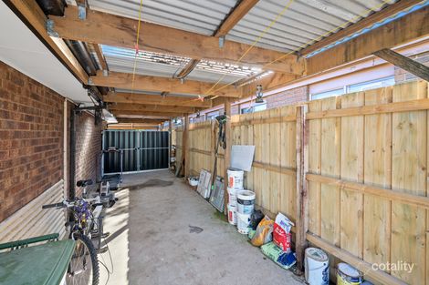 Property photo of 2 Savage Court Werribee VIC 3030