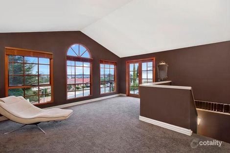Property photo of 13 Wangara Crescent Queanbeyan West NSW 2620