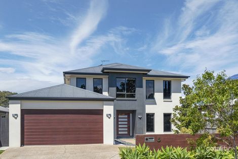 6 Scholard Cres, Bridgeman Downs, QLD 4035