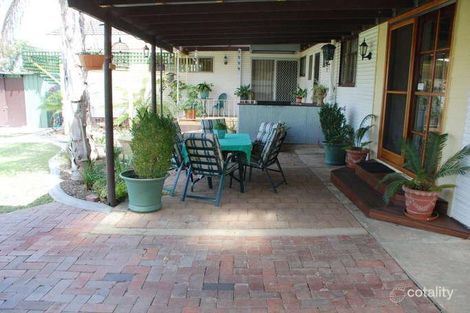 Property photo of 2 Walteela Avenue Mount Austin NSW 2650