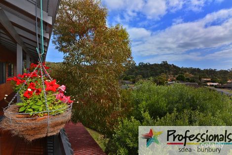 Property photo of 6 Lewis Place Withers WA 6230