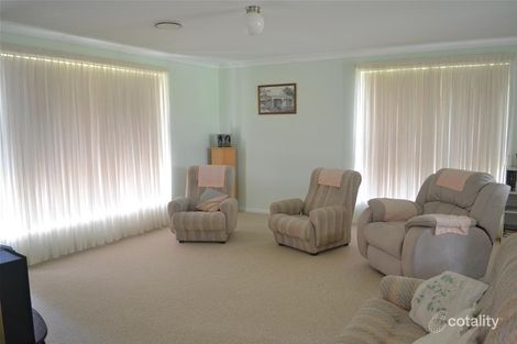 Property photo of 30 Hampton Court Inverell NSW 2360