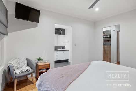 Property photo of 17 Yarrawarrah Mews Duncraig WA 6023