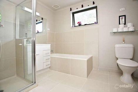 Property photo of 3 Sandra Court Somerville VIC 3912