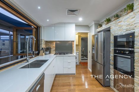 Property photo of 26 The Crest Woodvale WA 6026