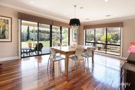 Property photo of 8 Adam Close Woodend VIC 3442