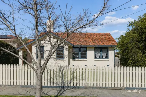 21 HENTY ST, RESERVOIR, VIC 3073
