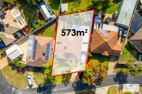 Property photo of 10 Opperman Place Middle Swan WA 6056