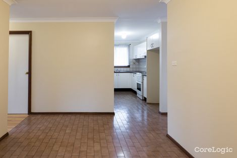 Property photo of 1/4 Bensley Road Macquarie Fields NSW 2564