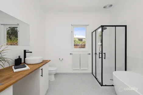 Property photo of 257 Allingham Street Kangaroo Flat VIC 3555