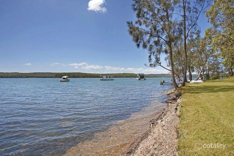 Property photo of 128 Gamban Road Gwandalan NSW 2259