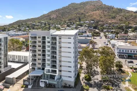 Property photo of 303/3 Kingsway Place Townsville City QLD 4810