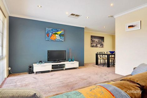 Property photo of 1B Howlett Place Leeming WA 6149