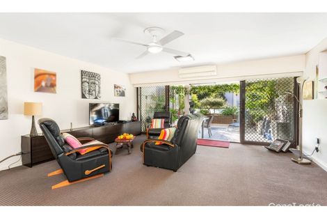 Property photo of 1/6-8 Banksia Road Caringbah NSW 2229