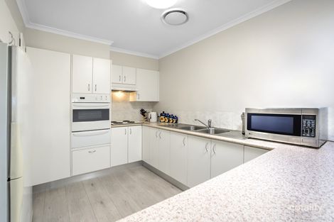Property photo of 9 Woodside Court Lake Haven NSW 2263