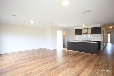 38 Galveston Rd, Clyde, VIC 3978