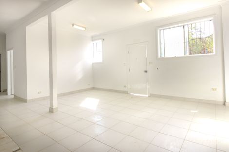 Property photo of 7 Willan Drive Cartwright NSW 2168